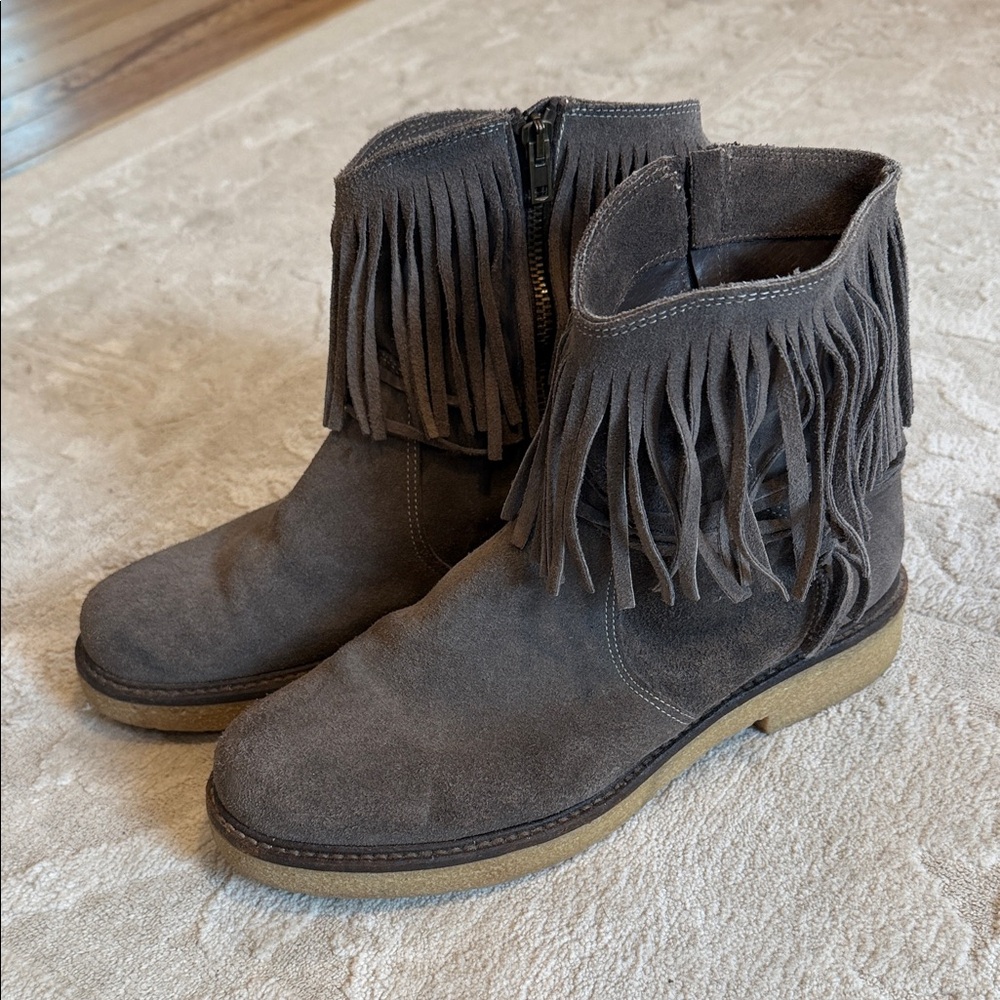 Sundance Taupe Suede Fringe Ankle Boots Size 9.5